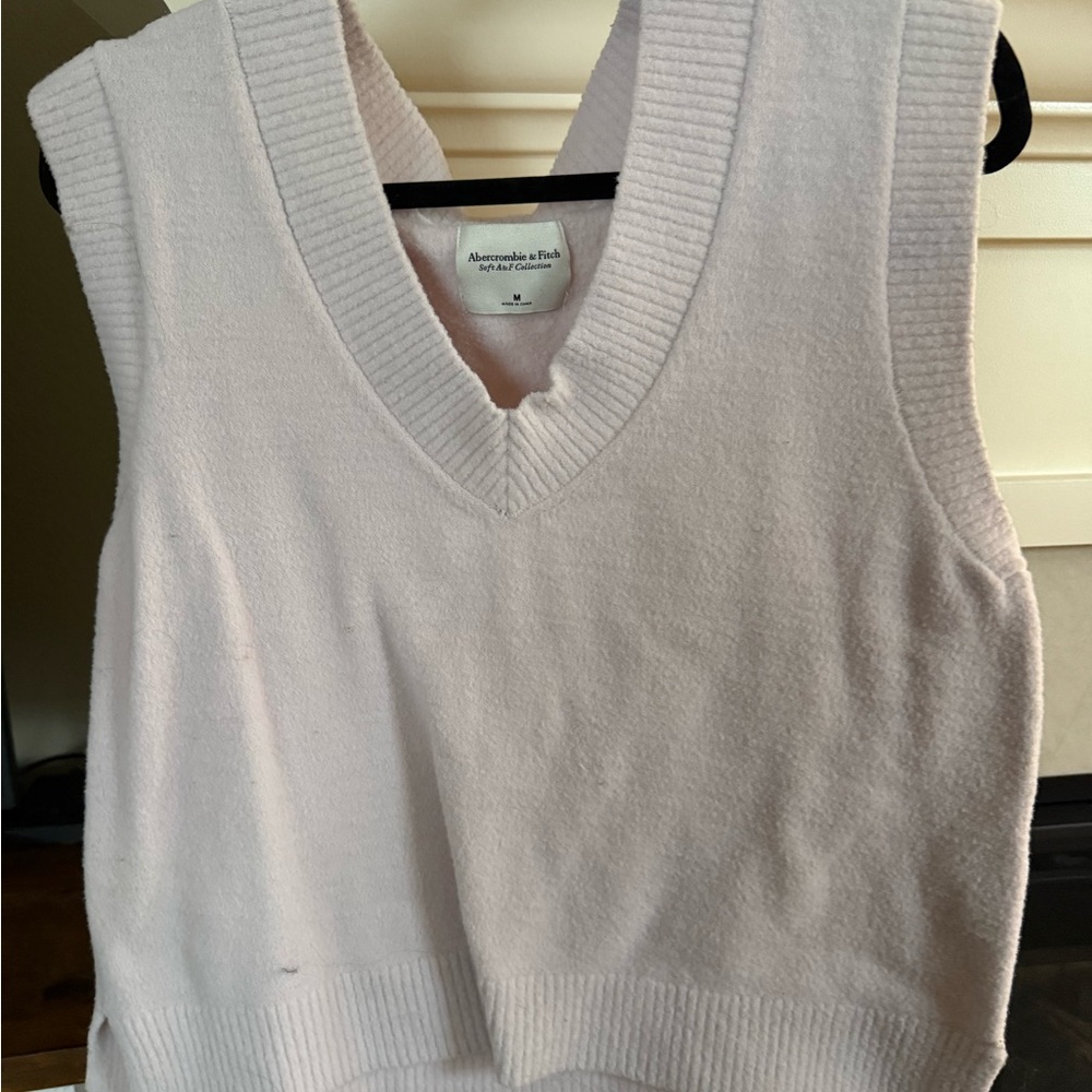 Abercrombie & Fitch Women's Soft Pink V-Neck Sweater Vest